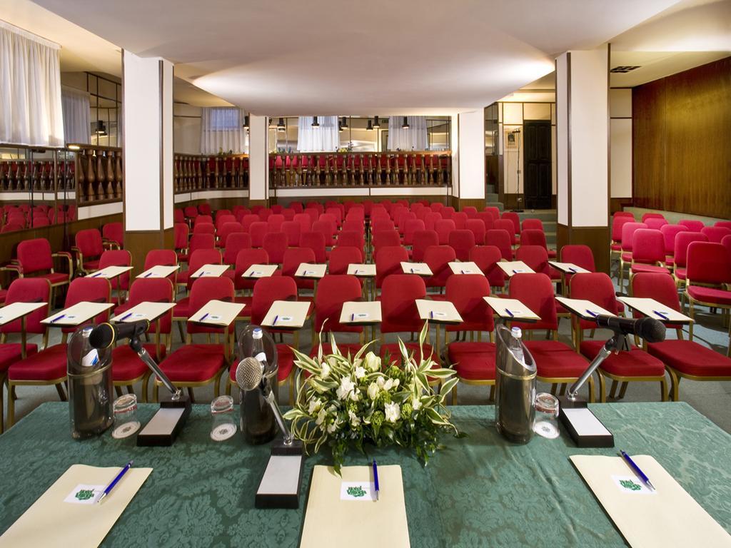 Hotel Vittoria Pesaro Dış mekan fotoğraf The main conference room