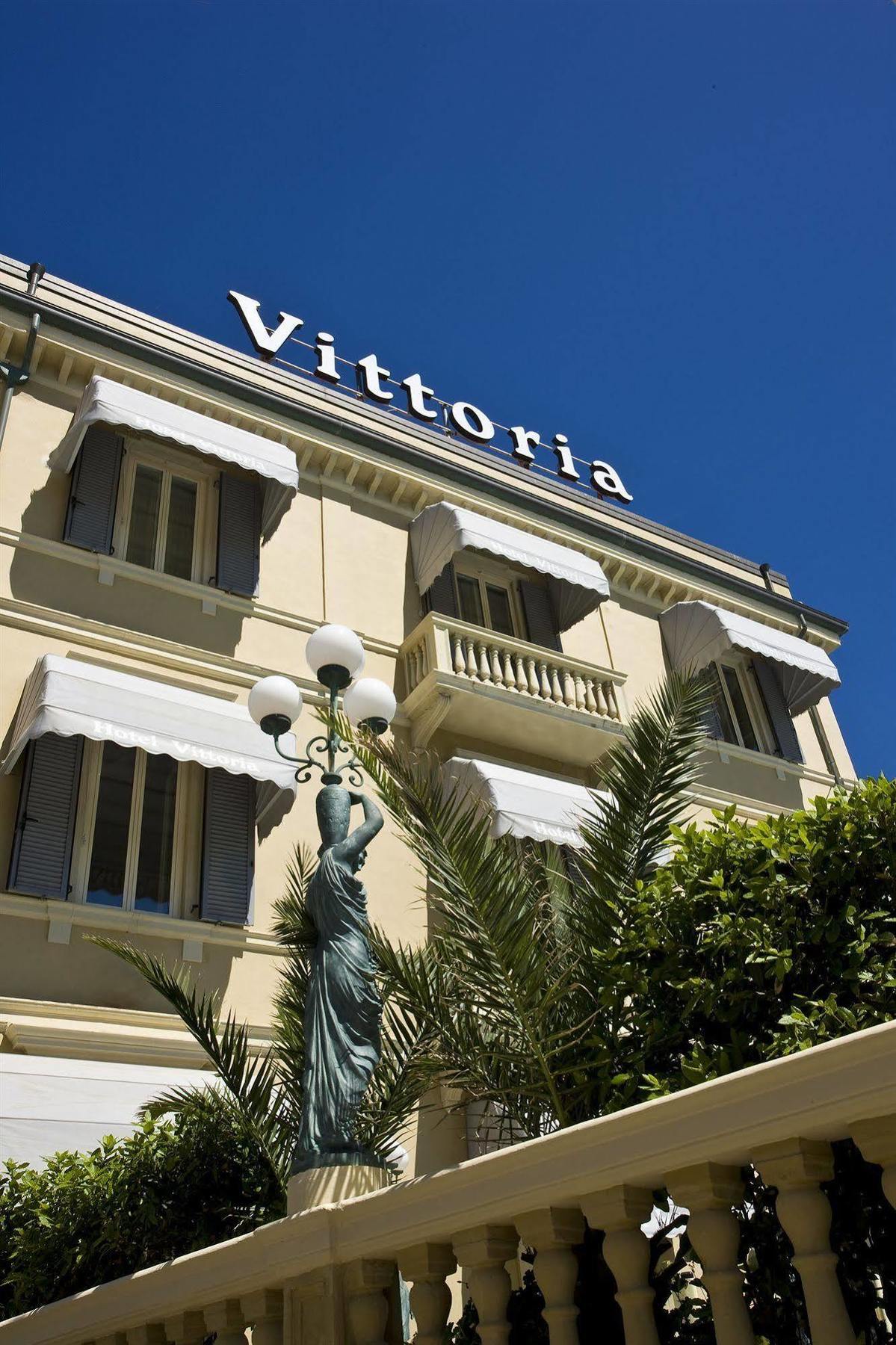 Hotel Vittoria Pesaro Dış mekan fotoğraf